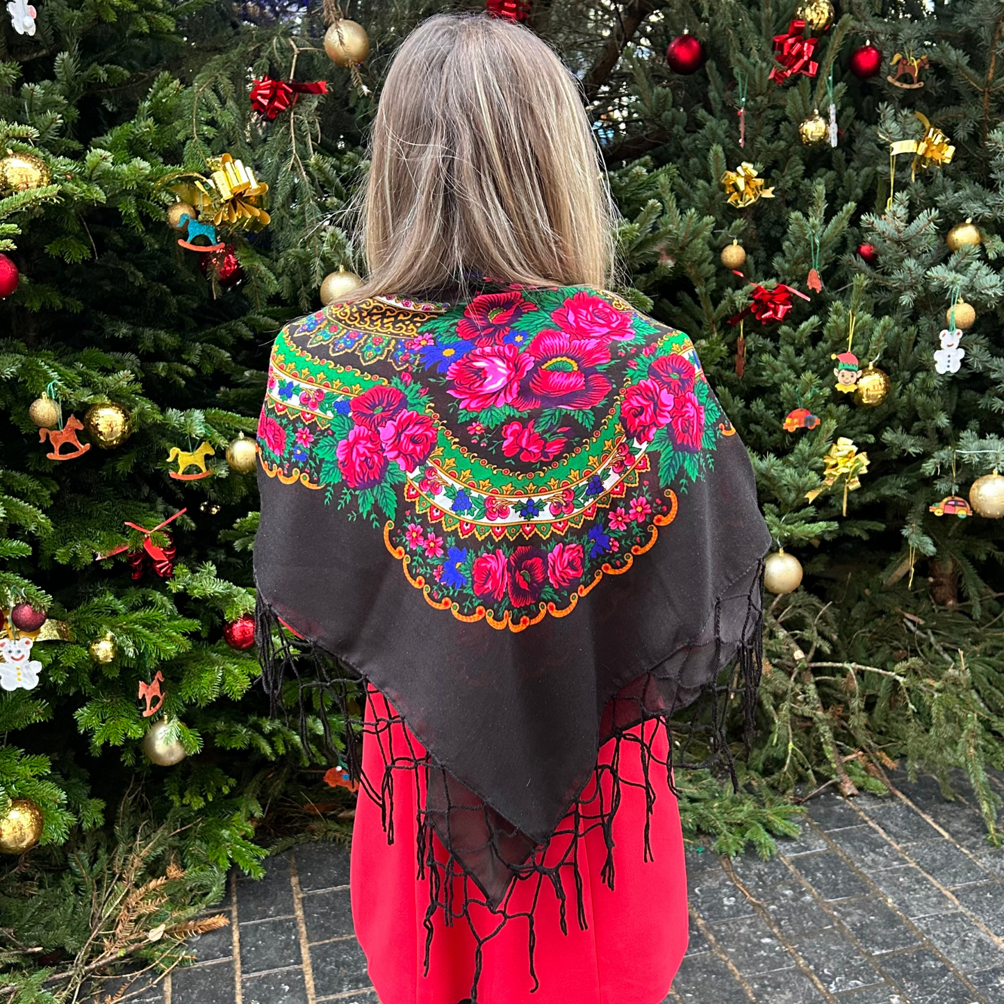 Foulard noir à fleurs - Trésors de Pologne