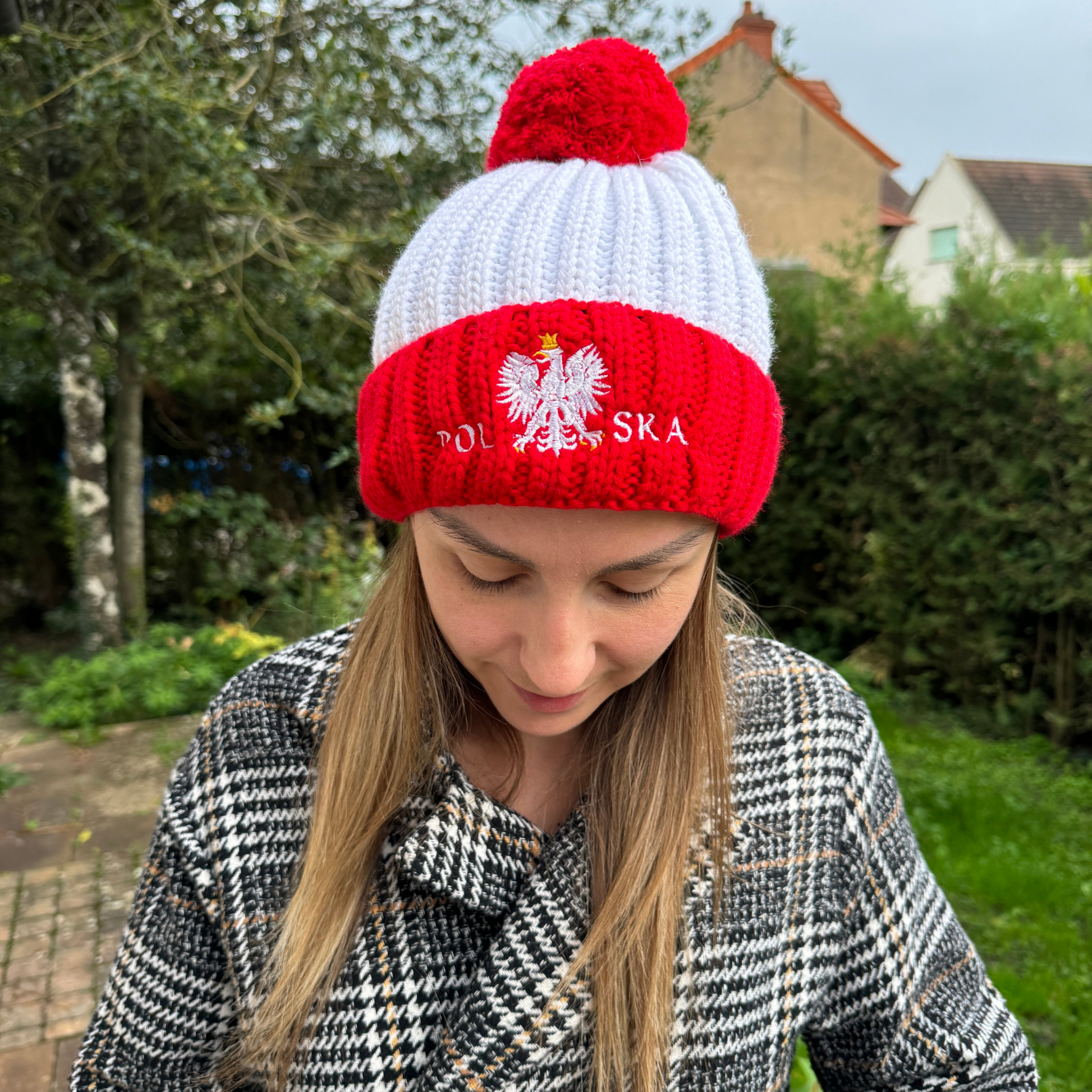 Bonnet simple à pompon - Trésors de Pologne