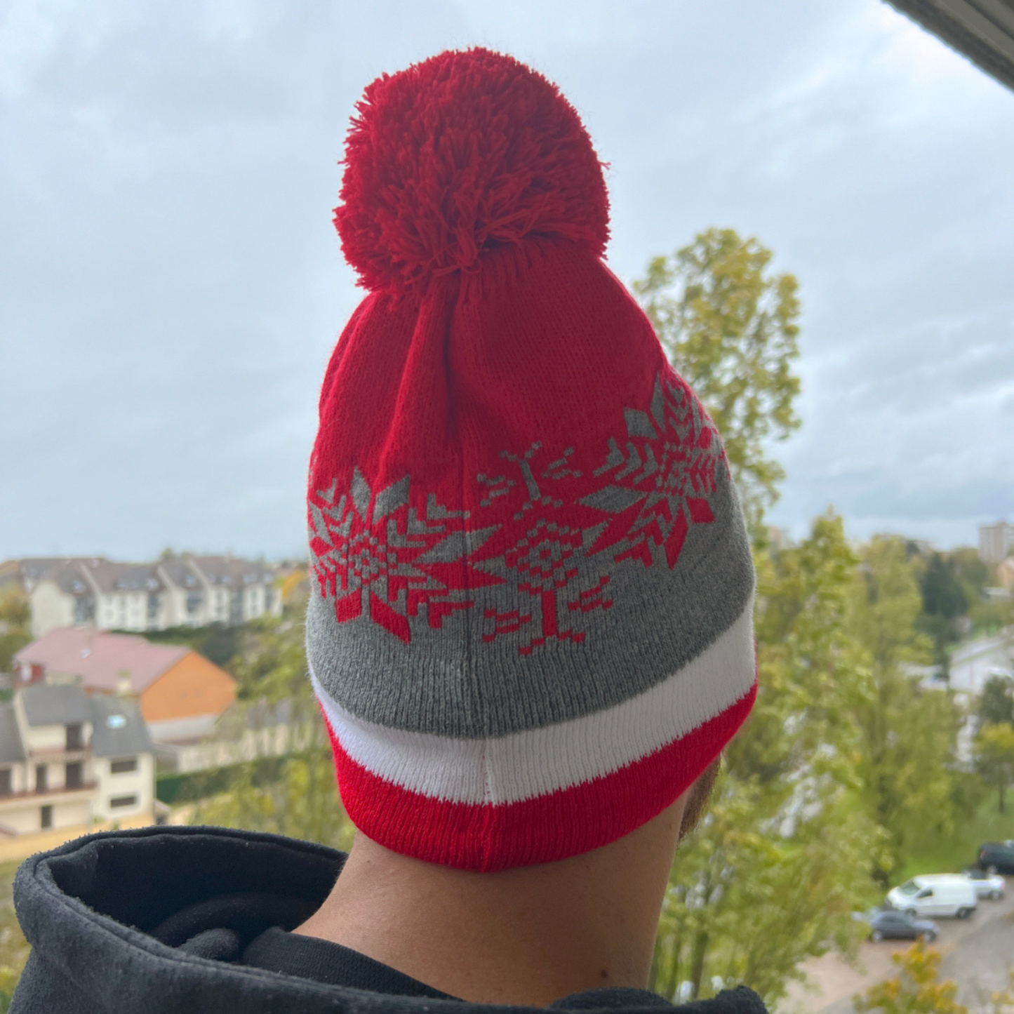 Bonnet rouge doublé Polska à pompon - Trésors de Pologne