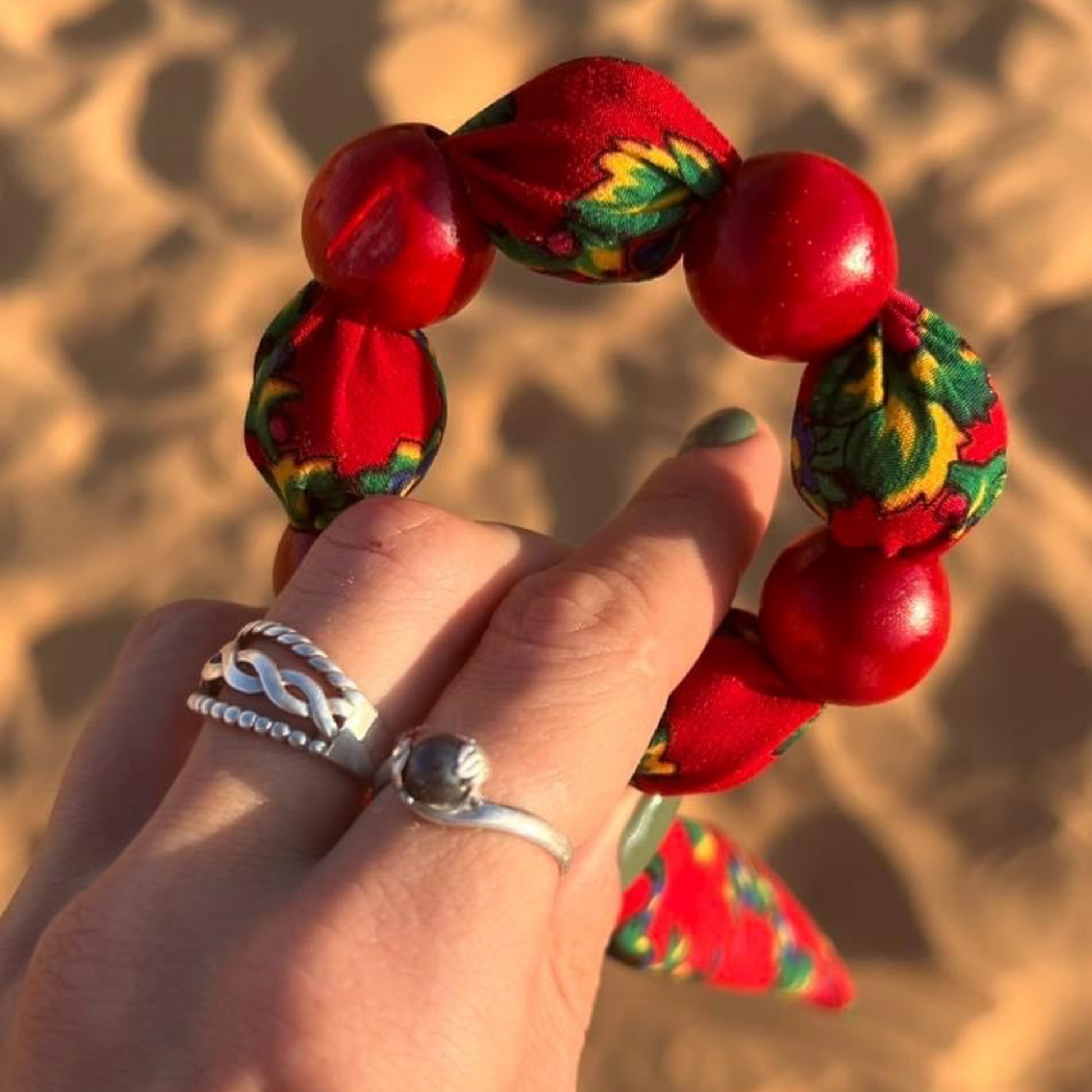Bracelet à perles en bois folk - Trésors de Pologne