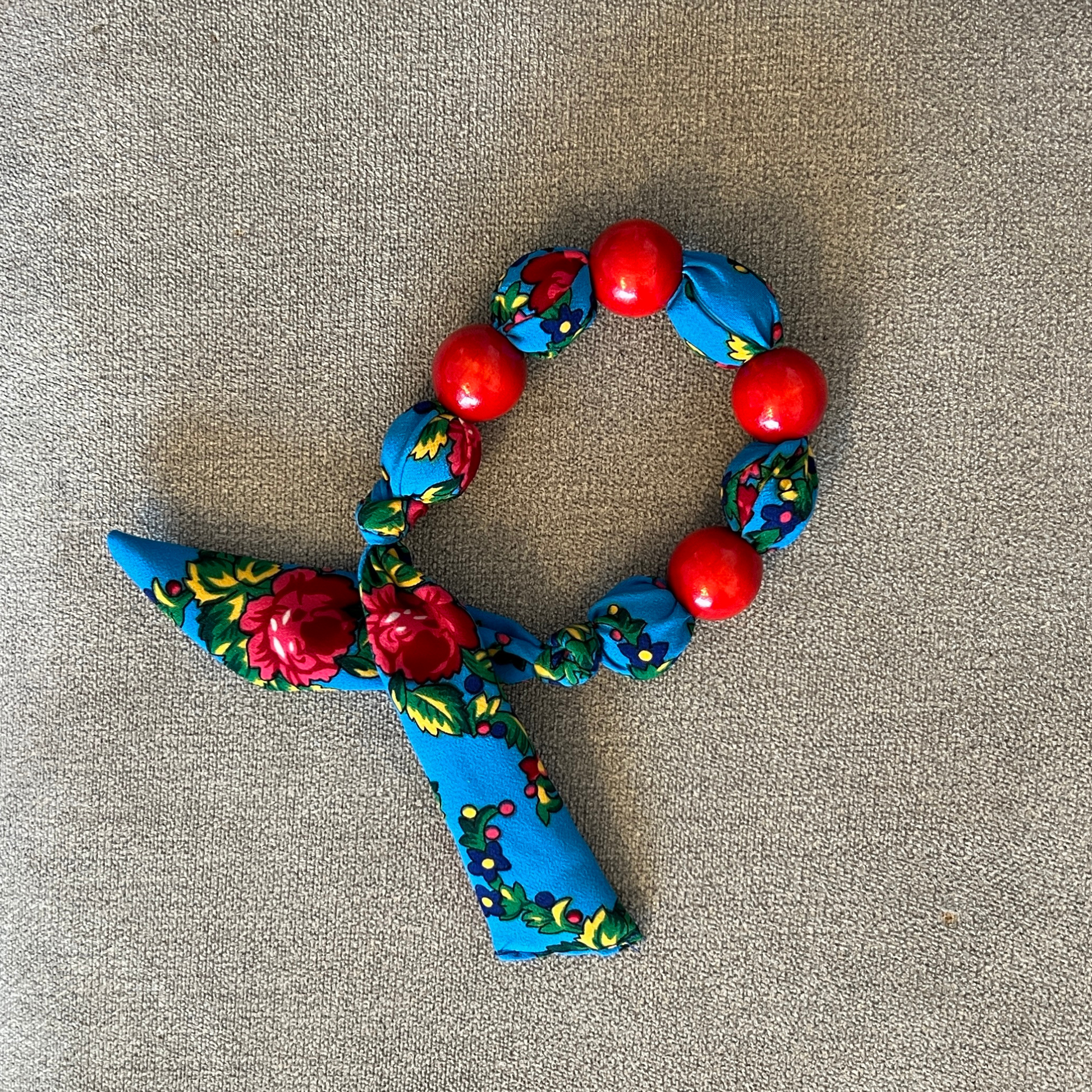 Bracelet à perles en bois folk - Trésors de Pologne