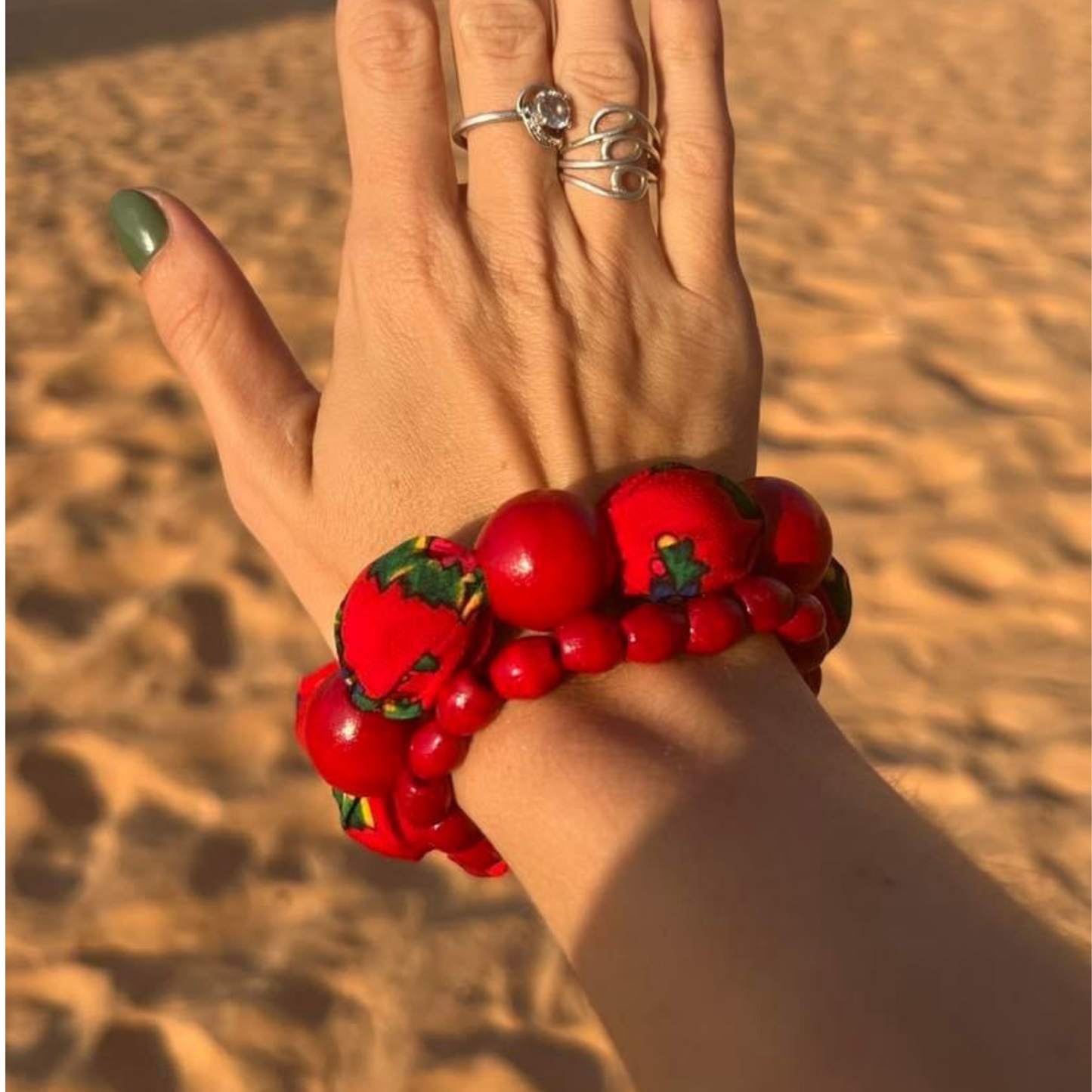 Bracelet à perles en bois folk - Trésors de Pologne