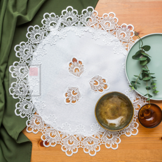 Napperon rond 60 cm en dentelle blanche élégante
