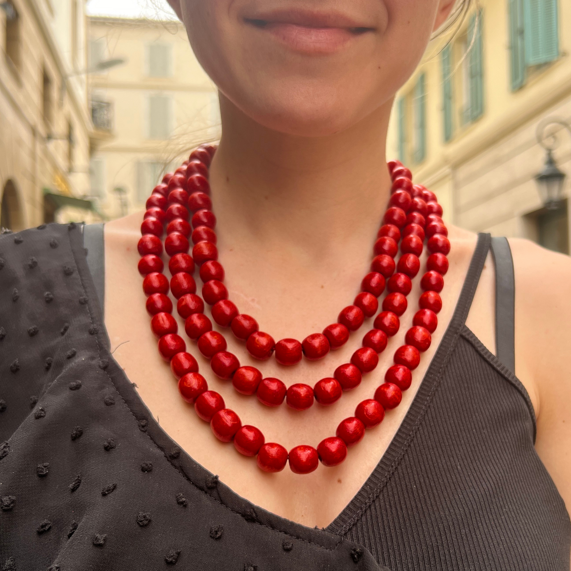 Collier rouge à perles trois rangs - Trésors de Pologne